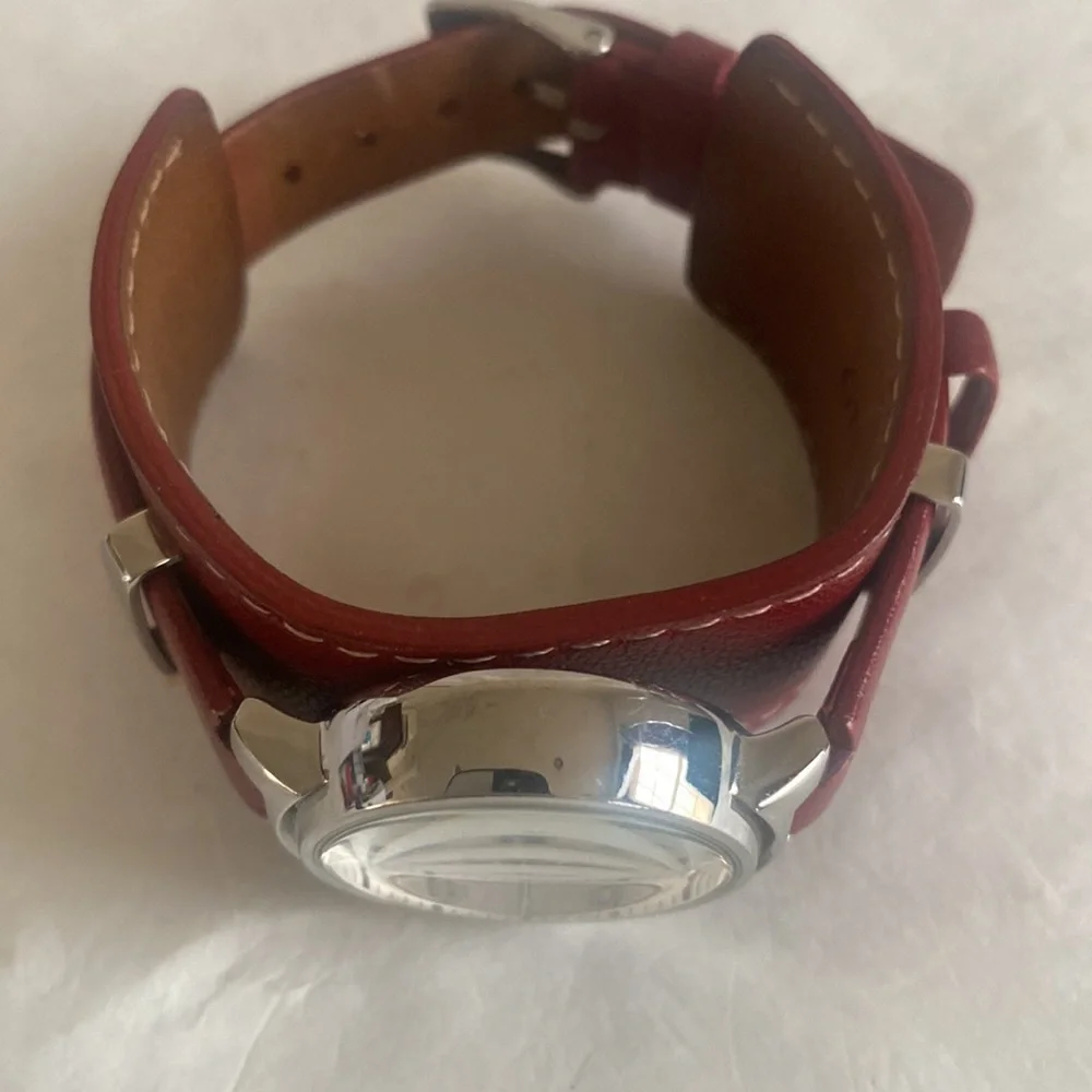 GUESS Red Leather Silver Tone Wrist Watch $130 EUC